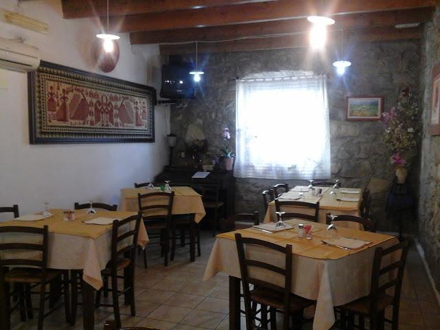 Locanda La Rosa Pauli Arbarei Luaran gambar