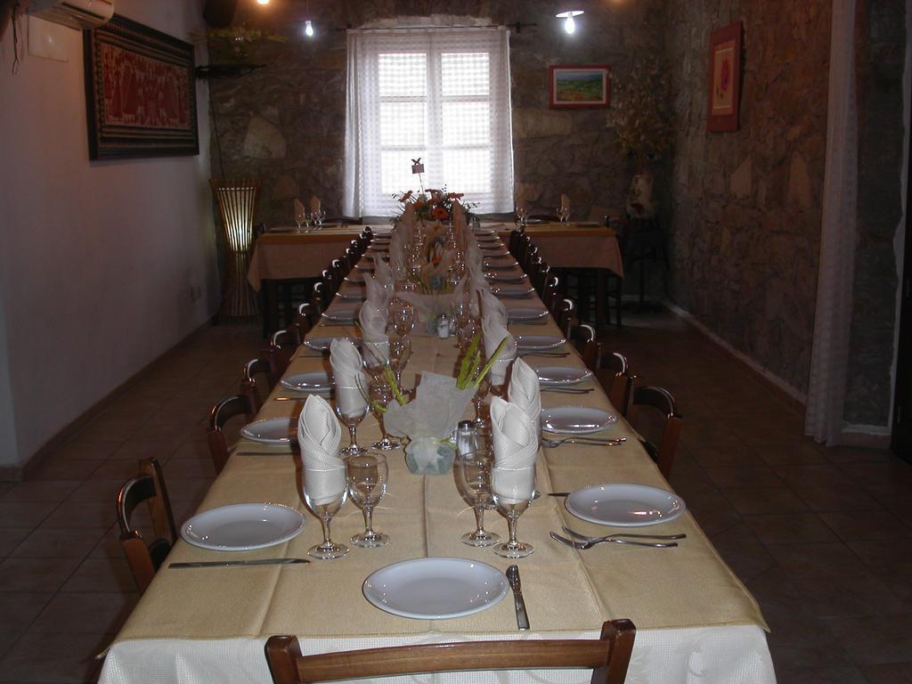 Locanda La Rosa Pauli Arbarei Luaran gambar