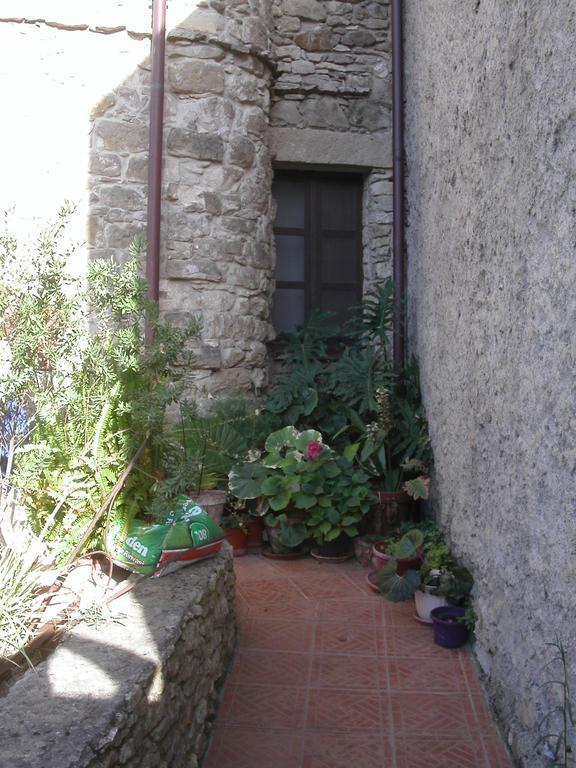 Locanda La Rosa Pauli Arbarei Luaran gambar